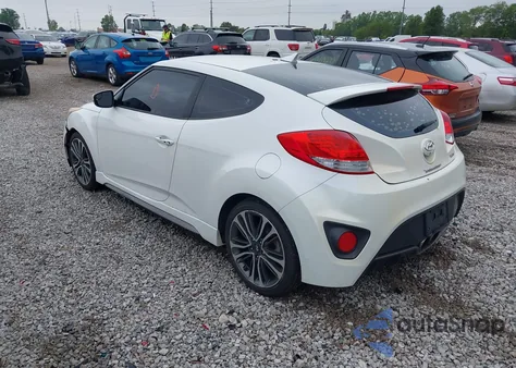 2016 Hyundai Veloster Turbo z USA, uszkodzony, nr VIN KMHTC6AEXGU268764